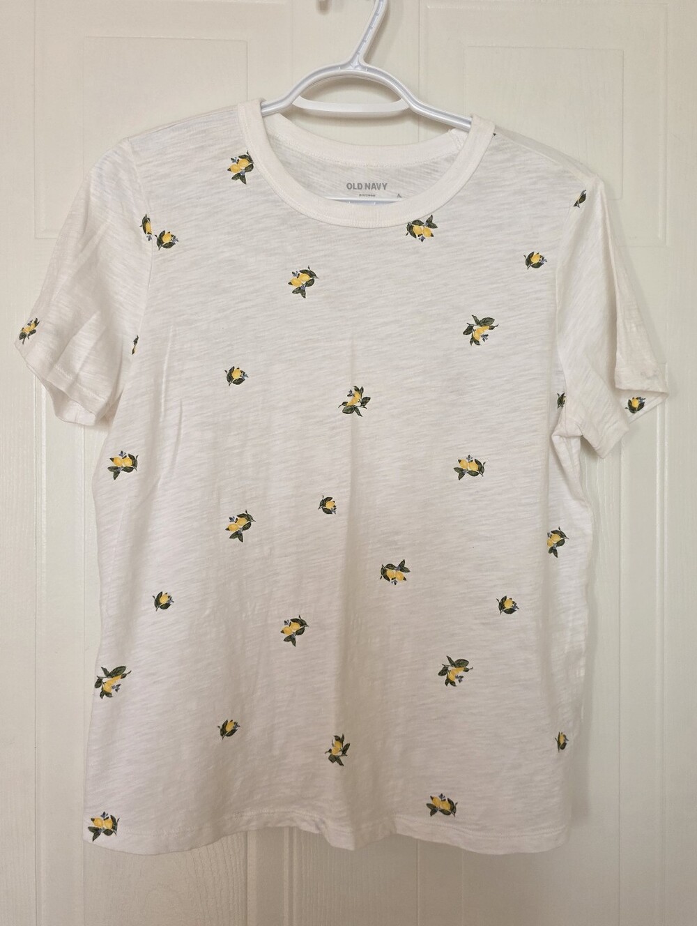 Old Navy Lemon All Over Pattern Crew Neck Short Sleeve Tee, White/Yellow, Small